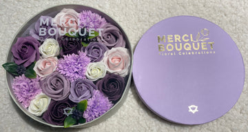 Cutie cadou cu flori de sapun-Round Box - Lavender Rose & Carnation