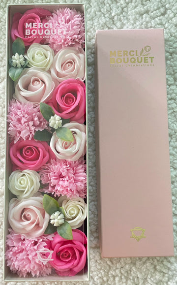 Cutie cadou cu flori de sapun-Long Box - Baby Blessings - Pinks